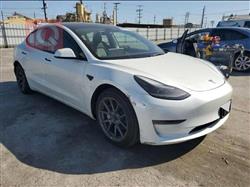 تسلا موديل 3